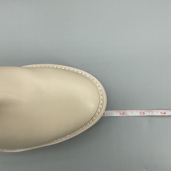 NEW Bar III Women’s Leather Chelsea Ankle Boots Ivory Size 11M - Picture 7 of 10